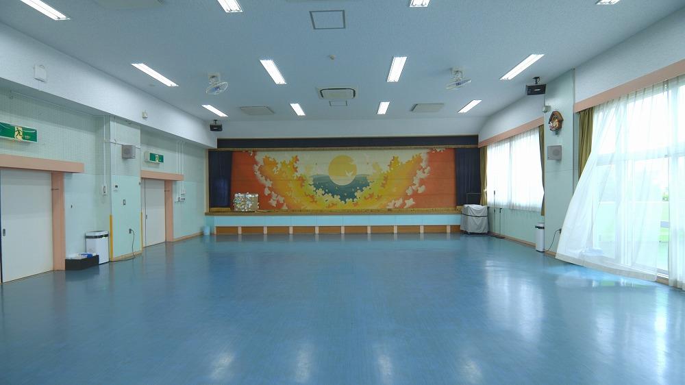 ホール